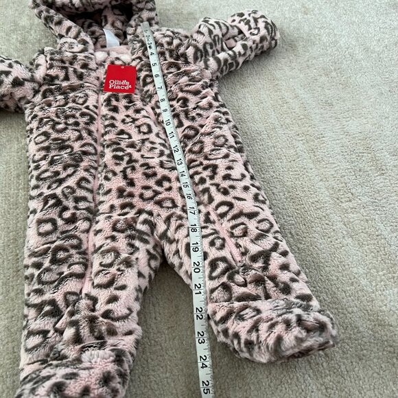 NWT Ollie’s Place Baby Girl Animal Print Faux Fur Bunting One Piece 6-12m - Picture 7 of 10